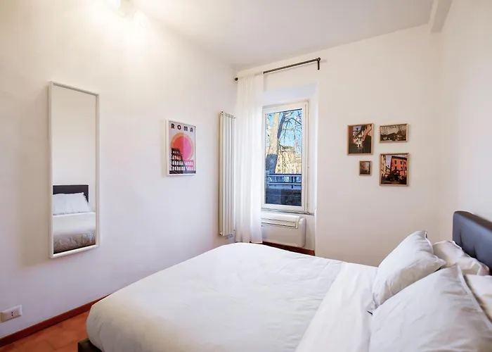 La Lungara Trastevere Rom
